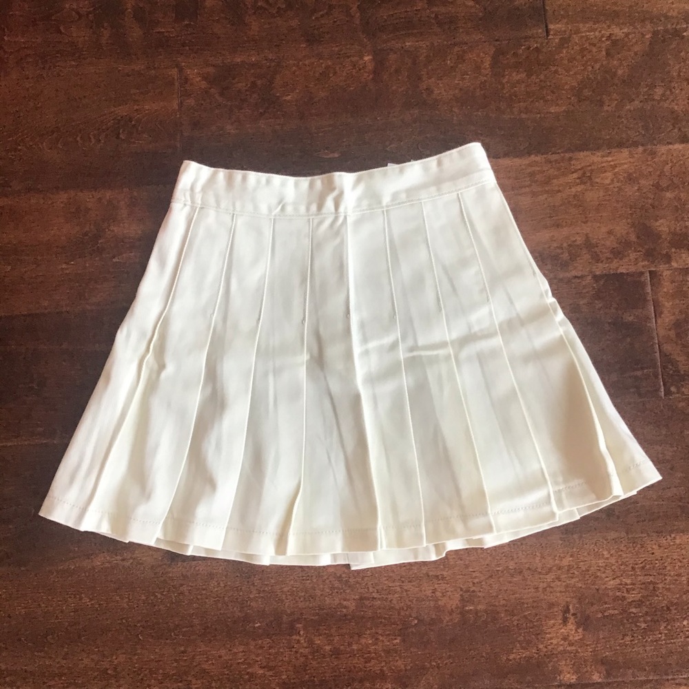brandy melville cream pleated dana skirt